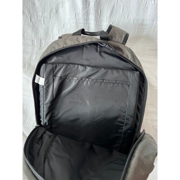 Case Logic Gray Padded Computer Backpack - Picture 3 of 5